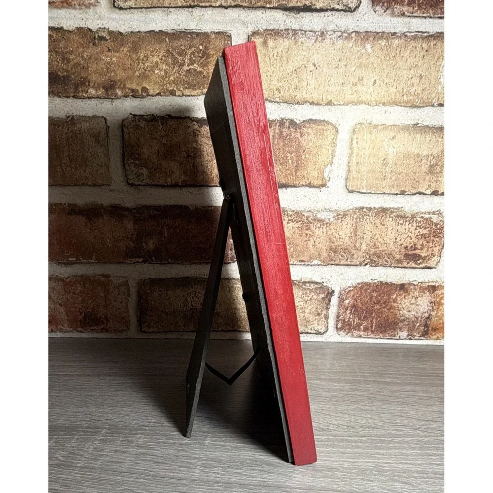 St. Nicholas Square 4x6 Wood Photo Frame Distressed Red 